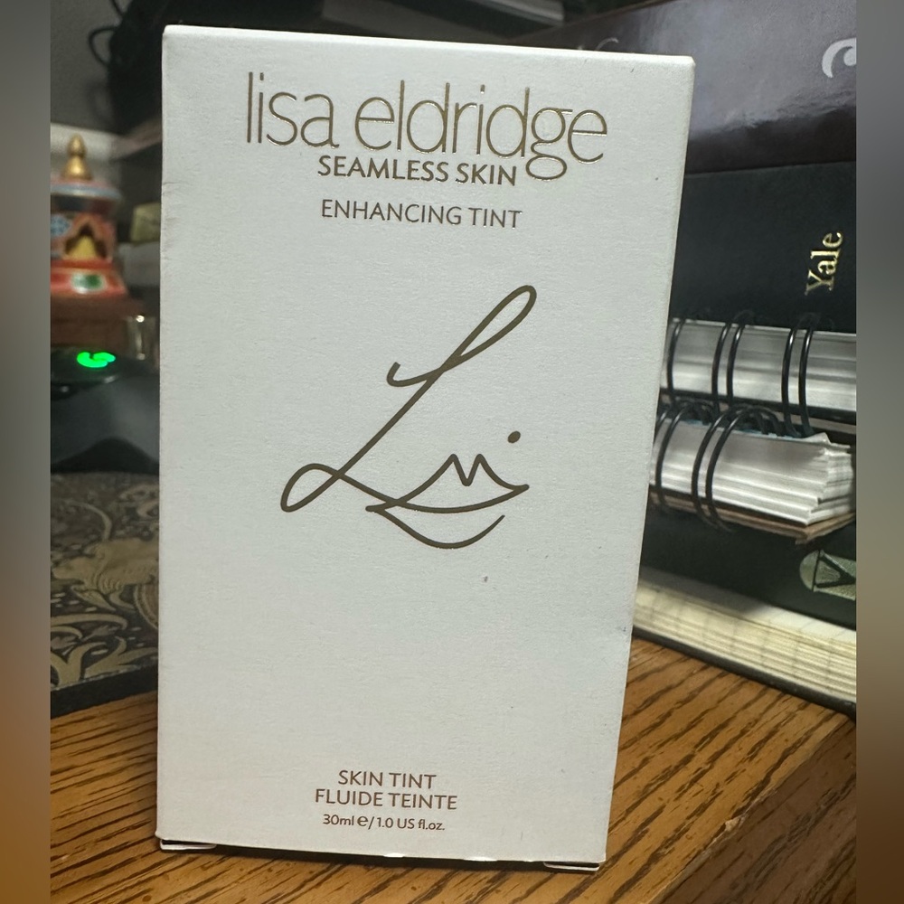 Lisa Eldridge Seamless Skin Enhancing Tint T6